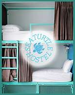 Sea Turtle Hostel - Adults Only