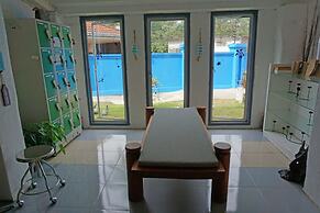 Sea Turtle Hostel - Adults Only