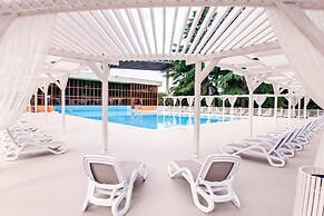 Alean Family Resort & SPA Sputnik