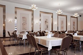 Alean Family Resort & SPA Sputnik