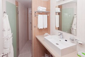 Alean Family Resort & SPA Sputnik