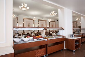 Alean Family Resort & SPA Sputnik