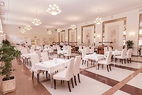 Alean Family Resort & SPA Sputnik