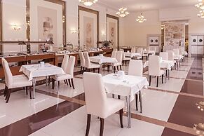 Alean Family Resort & SPA Sputnik