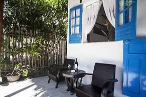 Cashew Tree Bungalow