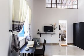 Cashew Tree Bungalow