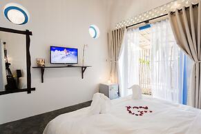 Cashew Tree Bungalow