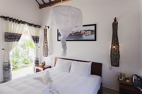 Cashew Tree Bungalow