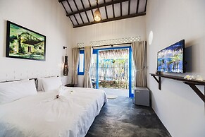 Cashew Tree Bungalow