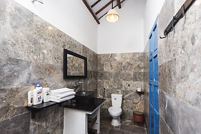 Cashew Tree Bungalow