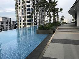 I-City I-Soho Chamey Homestay Condo