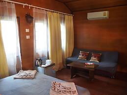 Coco Beach Bungalows