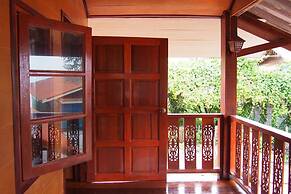 Coco Beach Bungalows