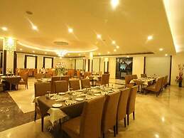 Wingston A Treehouse Hotel-Goverdhan