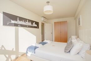 Liiiving In Porto | Downtown View Apartment