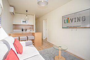 Liiiving In Porto | Downtown View Apartment