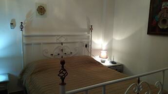 Ermoupoli Comfortable Home