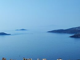 Ermoupoli Comfortable Home