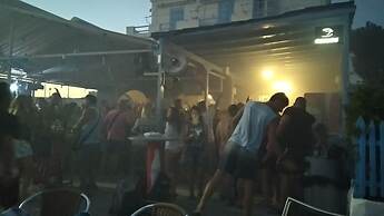 Ermoupoli Comfortable Home