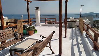 Ermoupoli Comfortable Home