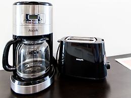 Central Apart 1 Min to Metro and Garage