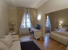 Palazzo della Stufa - Residenza d'Epoca