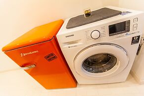 City Apartment by Stadthalle