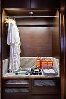 Huayu Landmark Hotel