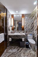 Huayu Landmark Hotel