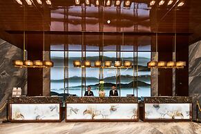 Huayu Landmark Hotel