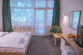 CE Napfény Hotel
