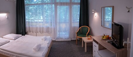 CE Napfény Hotel