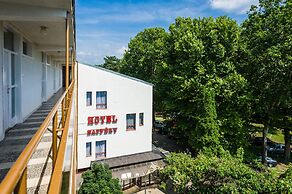 CE Napfény Hotel