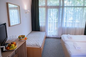 CE Napfény Hotel
