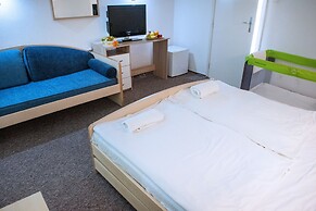 CE Napfény Hotel
