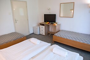 CE Napfény Hotel