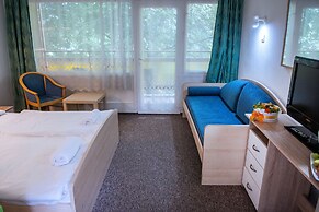 CE Napfény Hotel