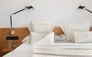 Pure Salt Residences