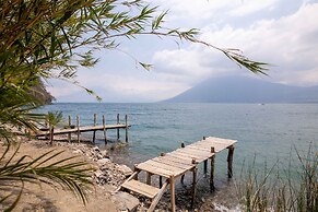 Baraka Atitlan - Lake & Beach