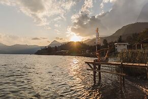 Baraka Atitlan - Lake & Beach