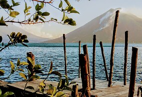 Baraka Atitlan - Lake & Beach