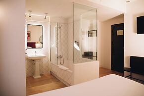 H La Paloma Boutique