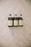 H La Paloma Boutique