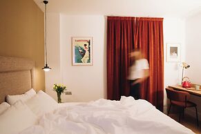 H La Paloma Boutique