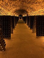 Les Suites Champenoises