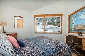 Stutzhaven in the Mountains - 2 Br Home