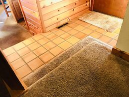 Stutzhaven in the Mountains - 2 Br Home