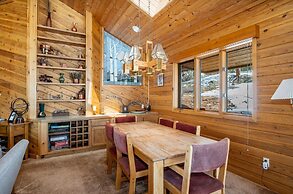 Stutzhaven in the Mountains - 2 Br Home