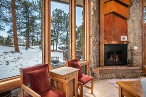 Stutzhaven in the Mountains - 2 Br Home