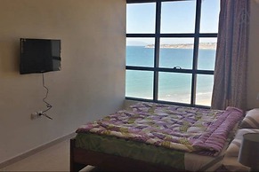 Newcenter Suites